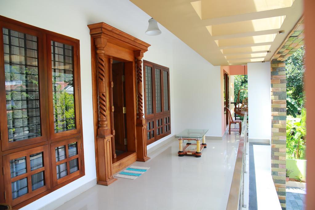 Periyar Villa Home Stay - Thekkady Eksteriør billede